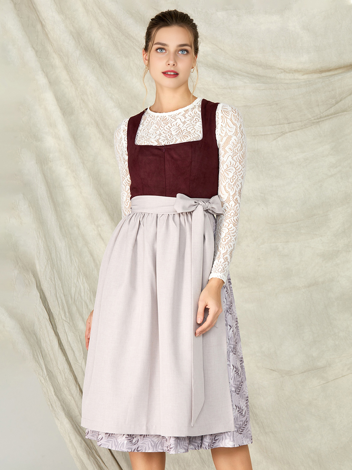 Samt Dirndl Beige in eleganter Ausführung