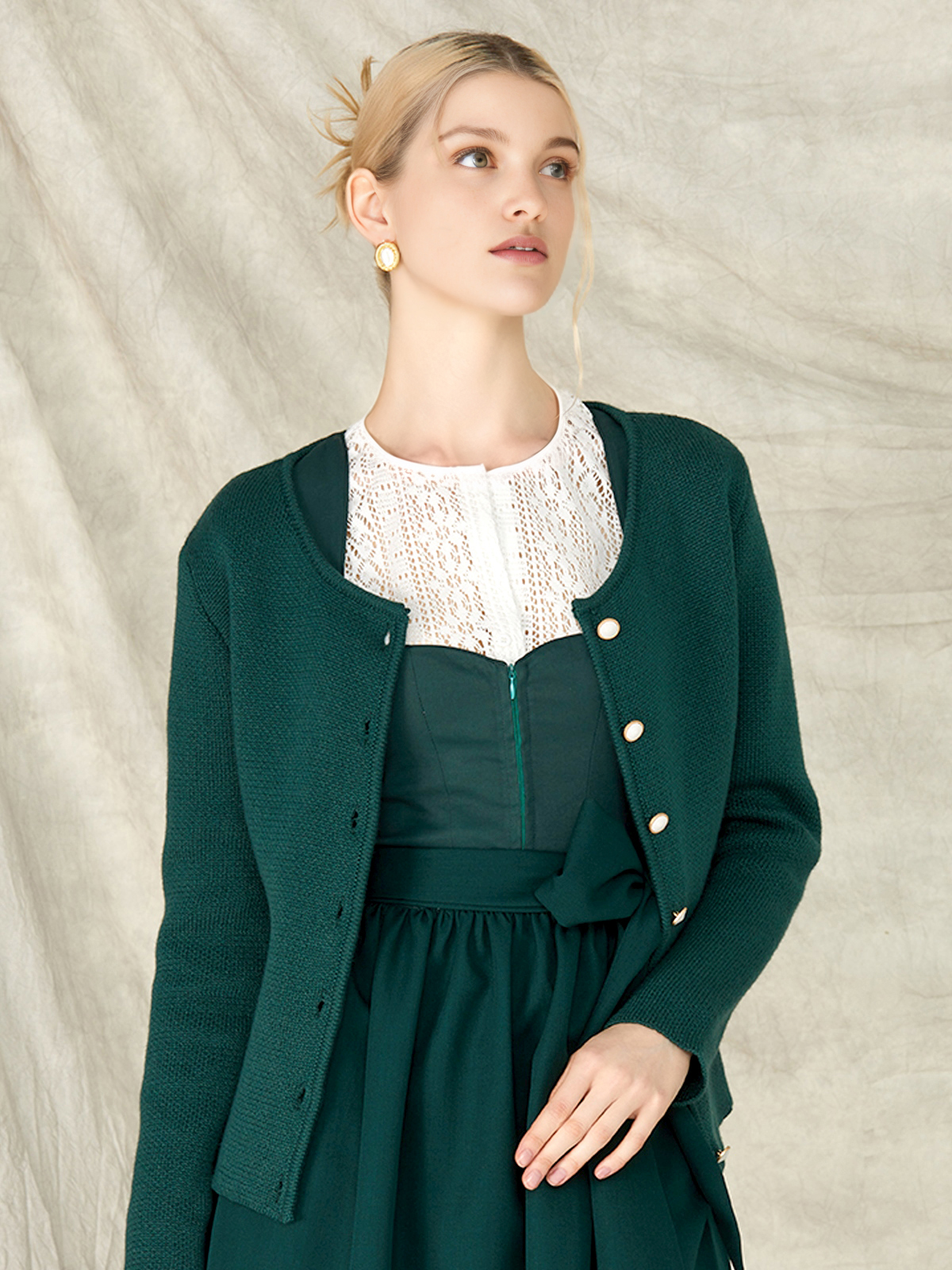 Dirndl in Grün