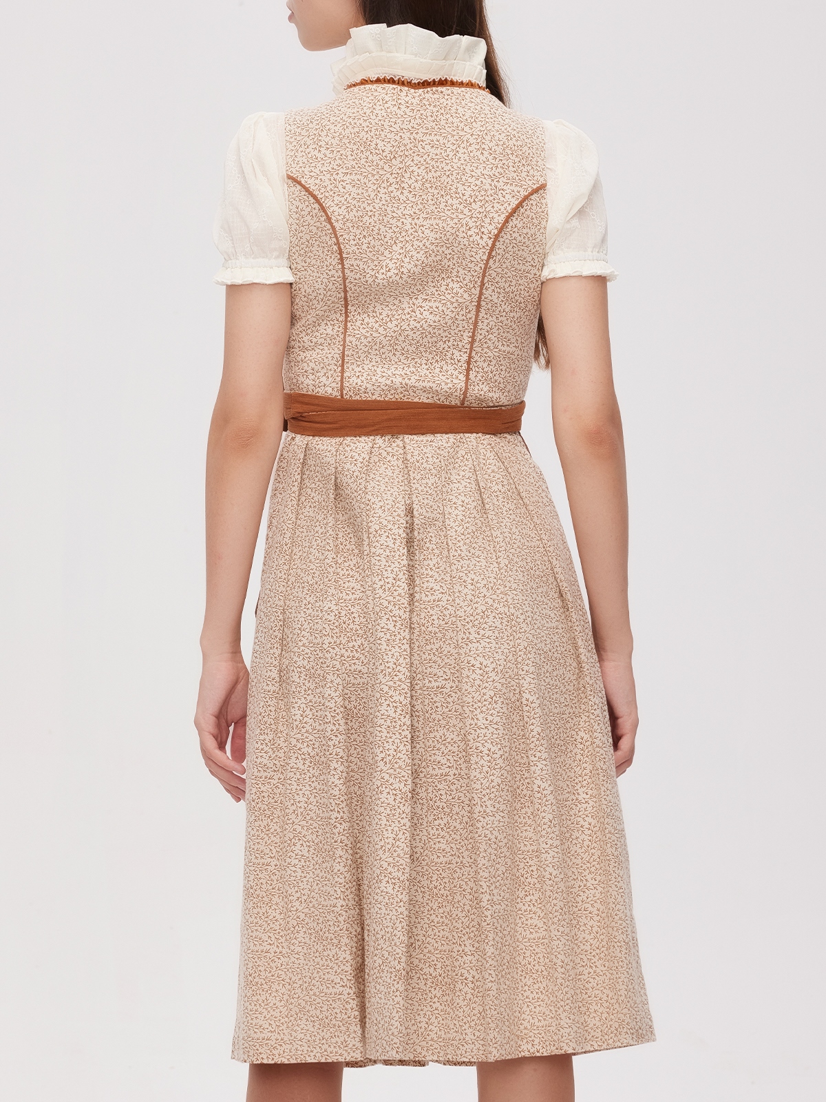 Dirndl Kupfer in eleganter Ausführung