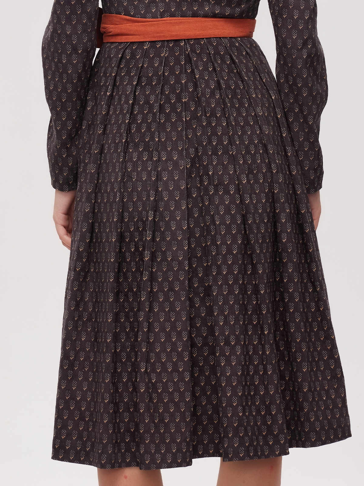 Langarm Dirndlbluse in Schwarz