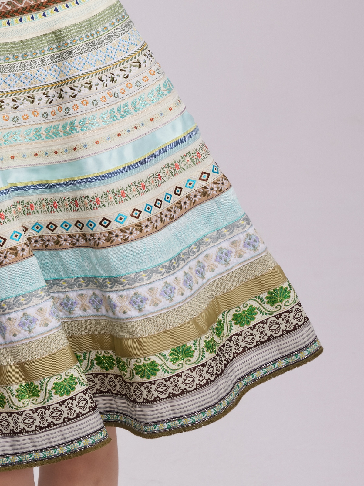 Moderne Dirndl-Kleider in Grün