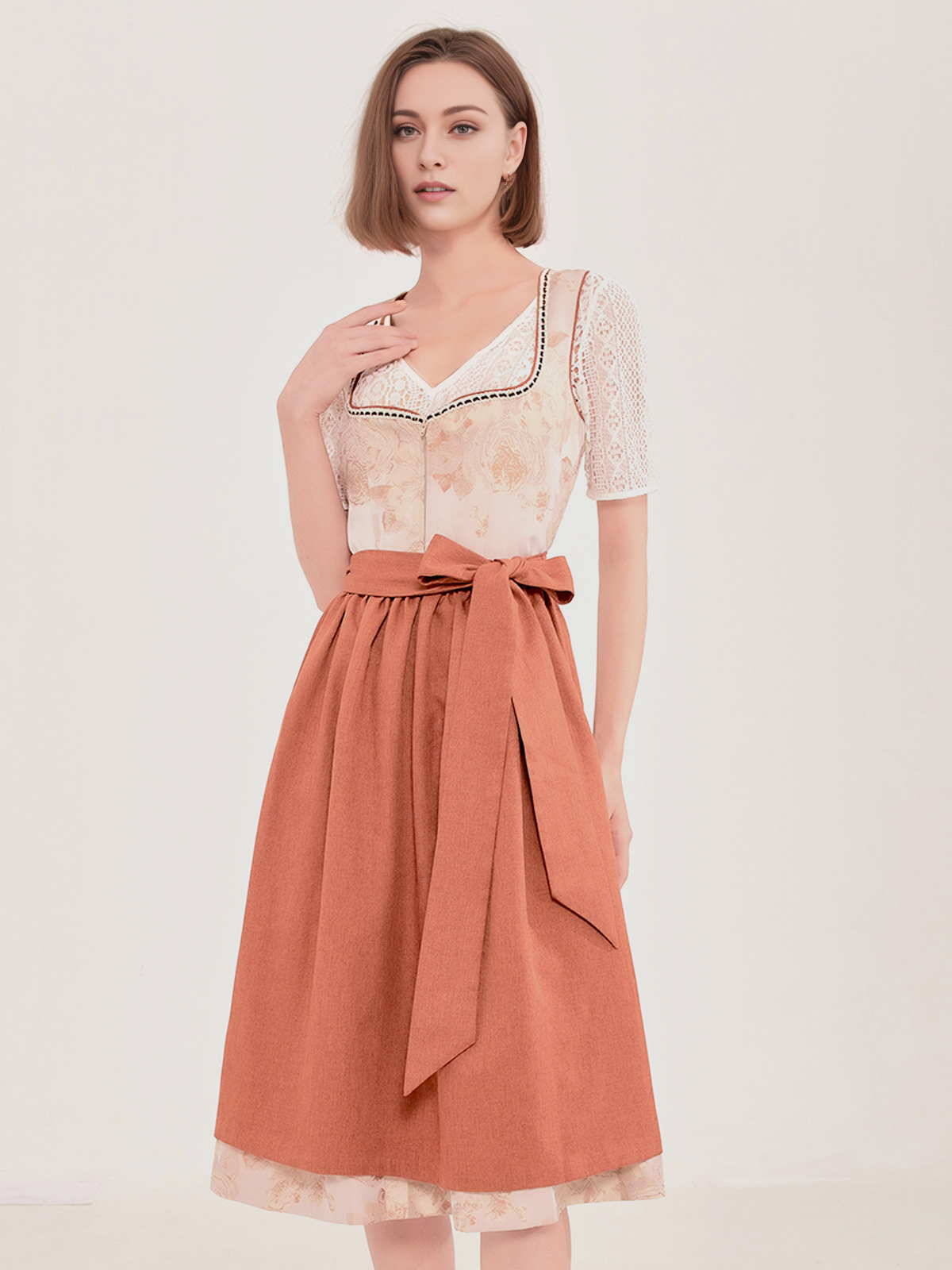Dirndl Blau Hochgeschlossen